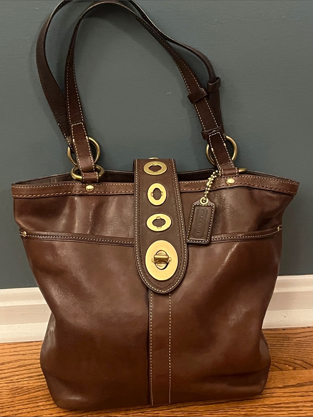 COACH VINTAGE LILY LEGACY LEATHER TURNLOCK Shoulder Bag Purse Brown F13757